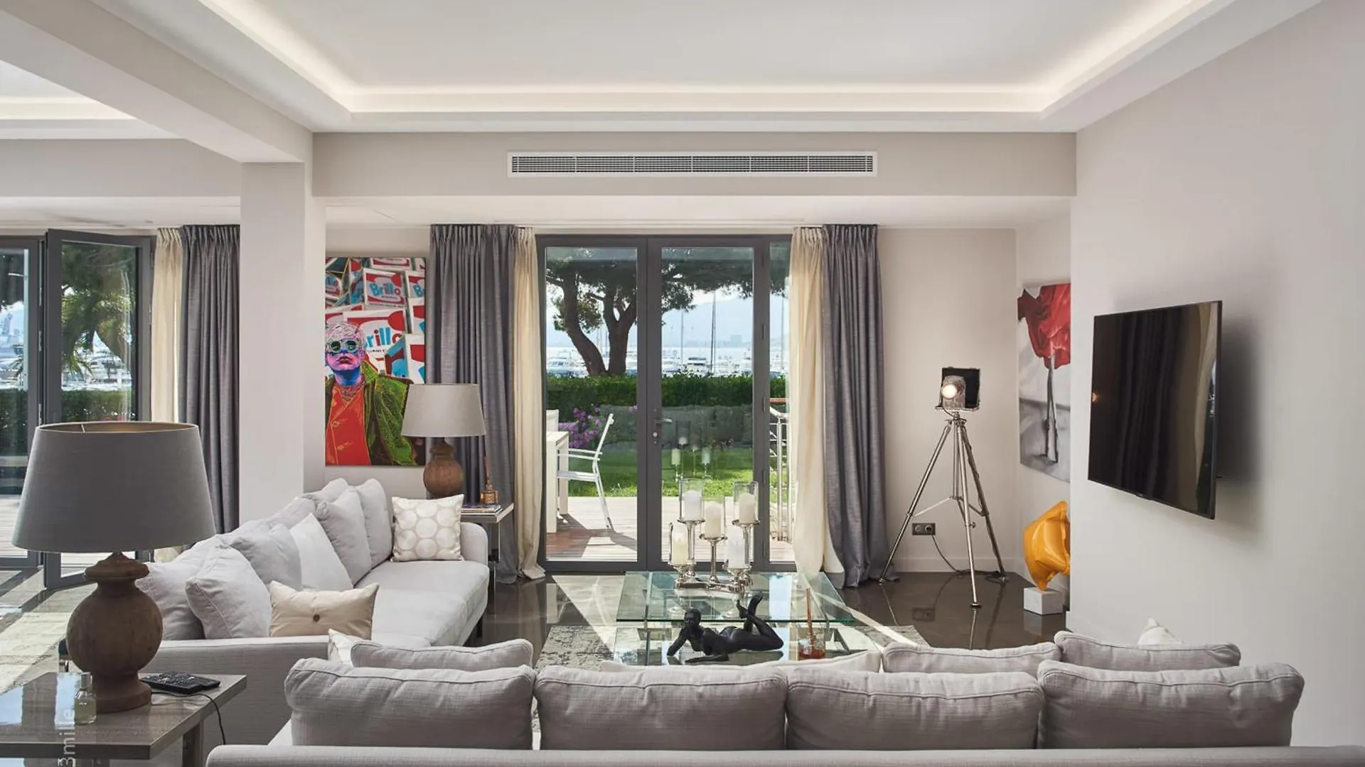 5-Bedroom Villa With Swimming Pool In The Heart Of The Croisette In Cannes 0*,  France